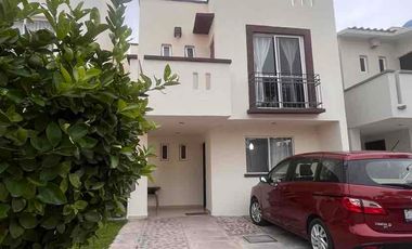 Casa en VENTA en Privanzas del Condado.