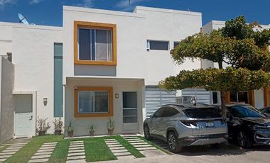 Casa en venta en Puerto Vallarta, La Moras en Privada Los Olivos, ¡Gran Oferta!