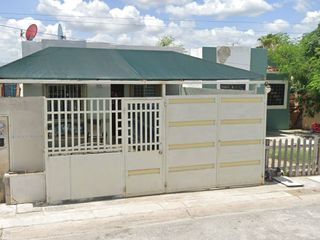 Casa en Venta en Villas de San Miguel, Nuevo Laredo, Tamaulipas . LG9