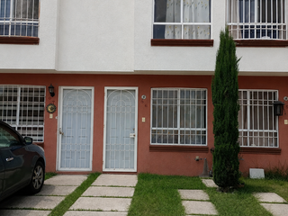 CASA EN RENTA LOS HEROES SECCION 1 2CR F153