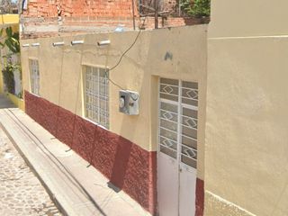 Casa en Venta en  Valle de Margaritas, Jesús Gómez Portugal, Aguascalientes . LG9-