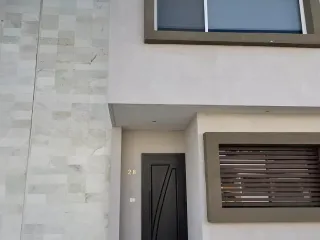 RENTA DE CASA AMUEBLADA, RESIDENCIAL CANTABRIA, SOBRE AV. TLACOTE