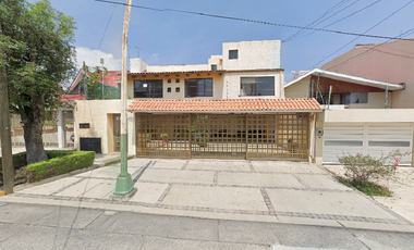 Casa en venta en Ciudad Satelite. Gran oportunidad!!