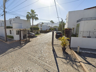 CASA EN VENTA, FRACC. VILLA DE GUADALUPE, PUERTO VALLARTA, JALISCO.