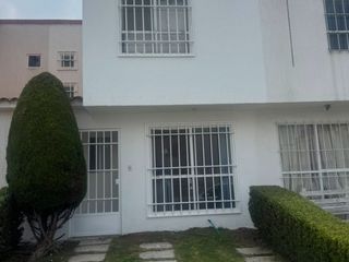 Renta casa en Villas del Sauce en San Antonio la Isla