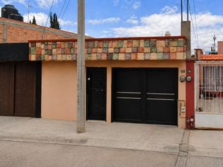 BONITA CASA EN COLONIA BELLAVISTA DE DALIAS EN SAN LUIS POTOSI