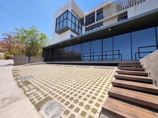 Local comercial en venta en Cabo San Lucas en sunset miguel herrera planta baja