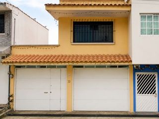 CASA SUPER ATRACTIVA EN COLONIA VIRGINIA CORDERO XALAPA VERACRUZ