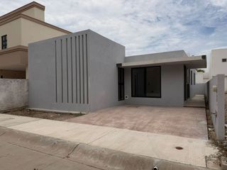 Se vende casa en Altabrisa, Mazatlán, Sinaloa.