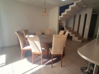 CASA EN QUINTAS DE MONTICELLO CON TERRENO ADICIONAL de 152 m2