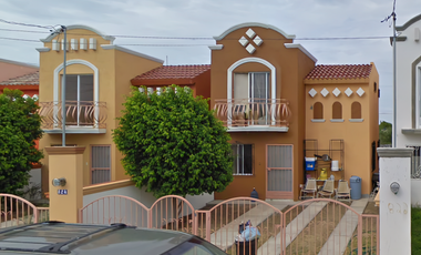 🏡 Casa en venta – Col. Lagos, Nuevo Laredo, Tamaulipas