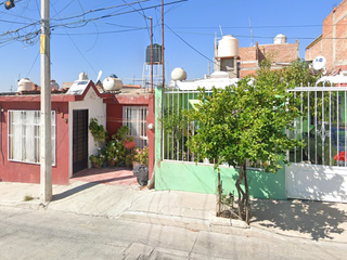 LINDA CASA EN REMATE EN LAS CUMBRES, AGUASCALIENTES, AGS.