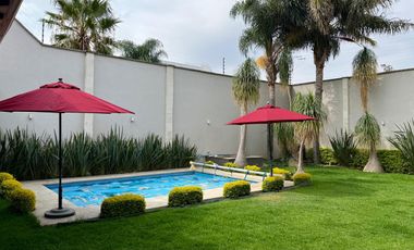 VENTA DE CASA EN BOSQUES DEL REFUGIO