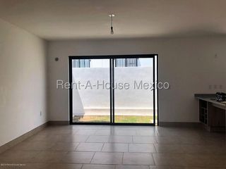 El Refugio Casa con diseño contemporáneo y amenidades para disfrutar en renta Bpa2655