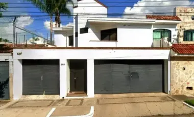 CASA EN VENTA ZAPOPAN JALISCO, CALLE CONTADORES