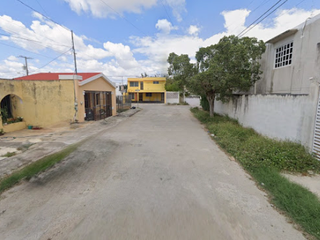 CASA EN PINOS DEL NORTE, MERIDA