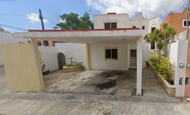 CASA EN RESIDENCIAL PENSIONES, MÉRIDA, YUCATÁN