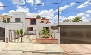 CASA EN JARDINES DE PENSIONES, MÉRIDA, YUCATÁN