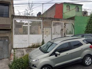 REMATE/VENTA GRANDE CASA EN OLIVAR DEL CONDE, ÁLVARO OBREGÓN, CDMX.