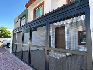 RENTO CASA EN JARDINES DE SANTA FE