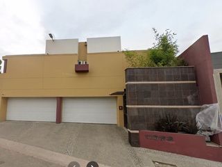 VENTA DE CASA EN LA COLONIA HDA AGUA CALIENTE TIJUANA EN BAJA CALIFORNIA