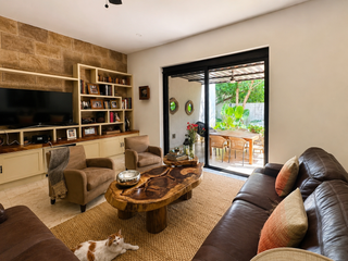 Casa en renta en el Yucatán Country Club  (amueblada)