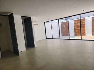 Casa en Renta en Aqua | Alberca Privada | Estudio | Residencia Moderna | $32,000
