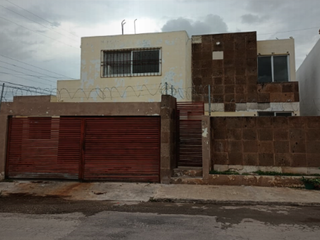 CASA DE ENTREGA INMEDIATA EN CEL CARMELO, CAMPECHE, CAMPECHE