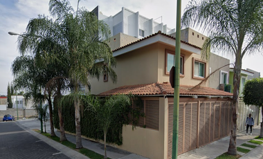 VENTA DE CASA EN ZAPOPAN JALISCO.