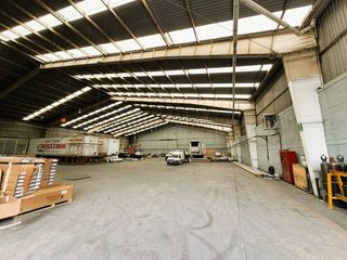 BODEGA CUAUTITLÁN IZCALLI CON FRENTE A AUTOPISTA