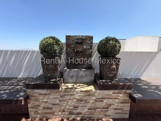 El mirador rento en calle abierta casa de 3 niveles con roof 3 recmarasa 4 baños 2 autos