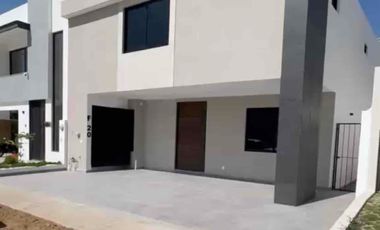 Casa en Venta con espacios muy amplios excelente ubicación, a 8 min de plaza mayor
