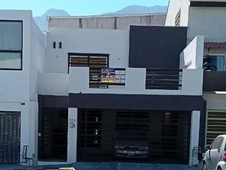 CASA EN RENTA - PUERTA DE HIERRO (PEDREGAL SUR)