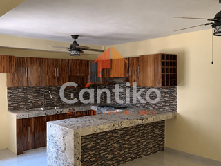 Casa amplia en el Centro de Villa de Álvarez, Col.