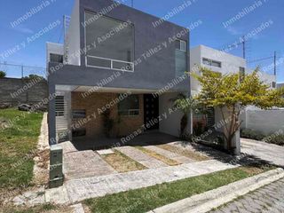 Casa en Renta en Fraccionamiento Lomas Del Valle, sobre 24 sur cerca de Periférico y Valsequillo,Puebla