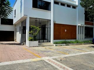 🔥 INMUEBLE COMERCIAL EN RENTA SOBRE AV. VALLARTA – $90,000