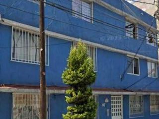 CASA EN VENUSTIANO CARRANZA