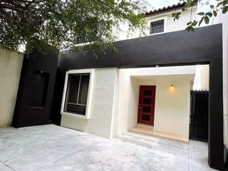 Casa en renta Jardines de Andalucía, zona Guadalupe.