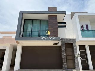 Se VENDE casa con acabados de lujo, ubicada en Fracc. Portabelo, cerca del Hospital General nuevo