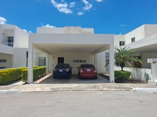 CASA AMUEBLADA DE 3 RECAMARAS EN RENTA EN PRIVADA MILENIO DZITYA