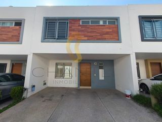 CASA EN RENTA EN LA COLONIA EL MIRADOR O BELISARIO DOMINGUEZ