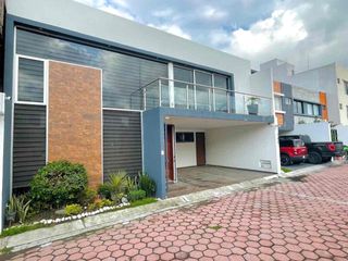 CASA EN RENTA