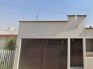 Se vende casa en  Rio Volga, Colinas del rio, aguascalientes