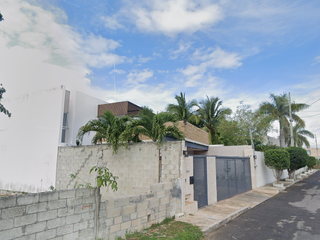 CASA EN VENTA EN MONTEBELLO, MERIDA, YUCATAN.