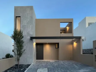 CASA EN RENTA EN ZIBATA