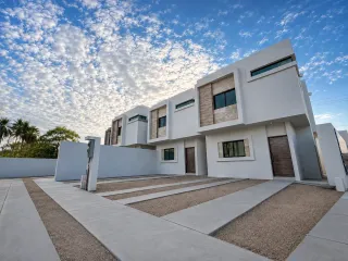 Casa en venta Los Naranjos, La Paz, BCS, a minutos de Pino Pallas y UABCS