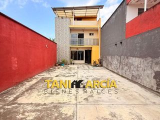 Vendo amplia casa en Fortín a unas cuadras del parque!!