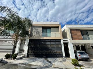 Casa en Renta Cumbres Allegro Sector Fogo en Monterrey, Nuevo León