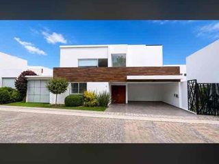 lujosa casa en venta con alberca