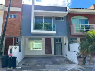 SE RENTA CASA EN VIVEROS DEL VALLE $18,000.00 ZONA JARDINES DEL VALLE